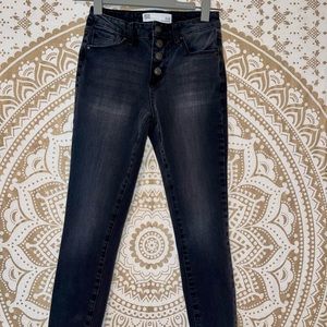 “RSQ” LADIES BUTTON UP CALI HI-RISE BLACK JEANS, SIZE 0 (24)